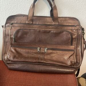 Wilsons Leather Laptop Messenger Bag Briefcase Pilot Attache Expandable Brown